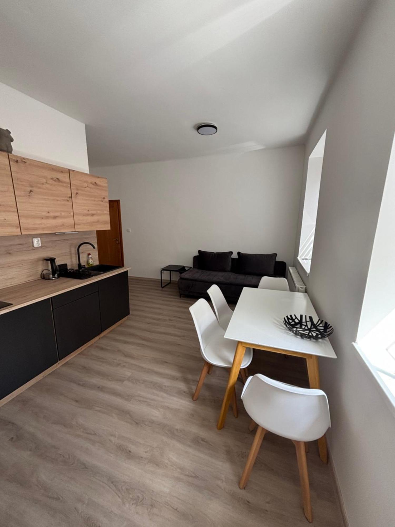 Apartman Orli Hnizdo Liberec Exterior photo